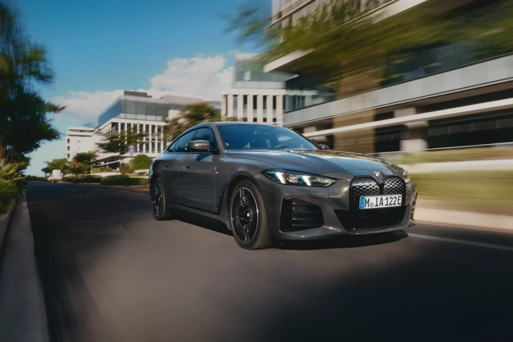 BMW i4