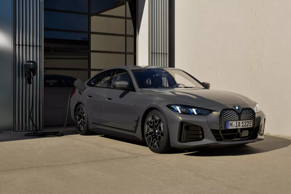 BMW i4